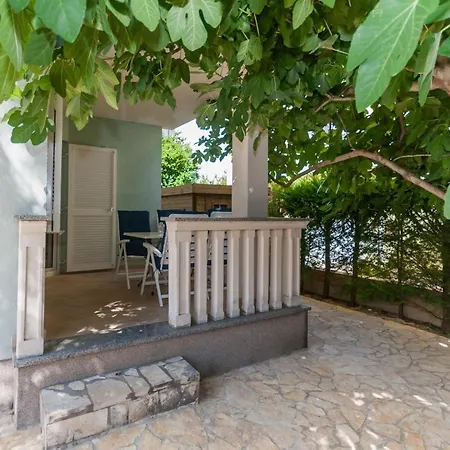 Ema Apartmán Baška