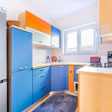 Apartment Ema *